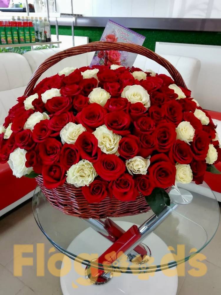 Корзина «Королеве» за 83 950 руб.