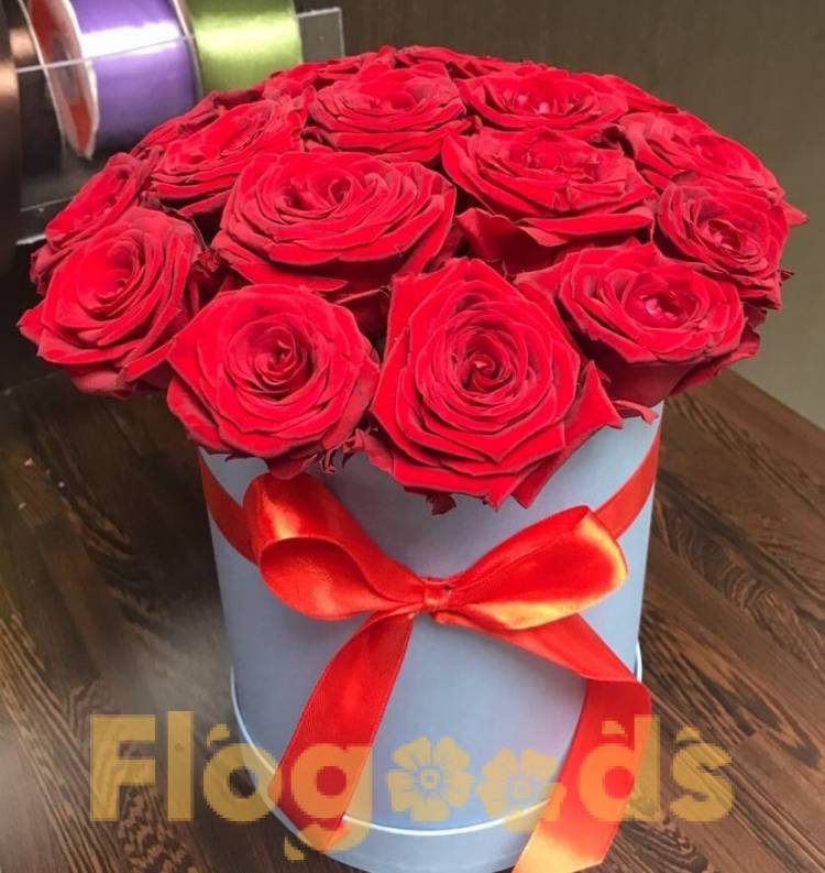 Шляпная коробка «Мои чувства» за 14 460 руб.
